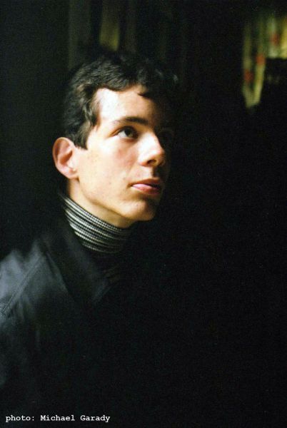 Porträtbild vom Pianisten Moritz Ernst (Freiburg)